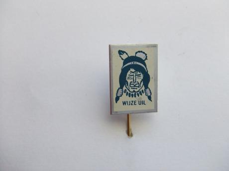 Indiaan wijze Uil wit
